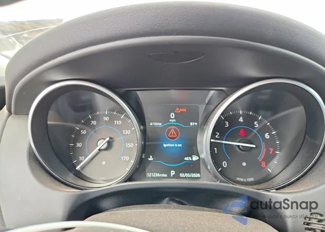 2018 Jaguar Xe Premium z USA, uszkodzony, nr VIN SAJAD4FX4JCP28605